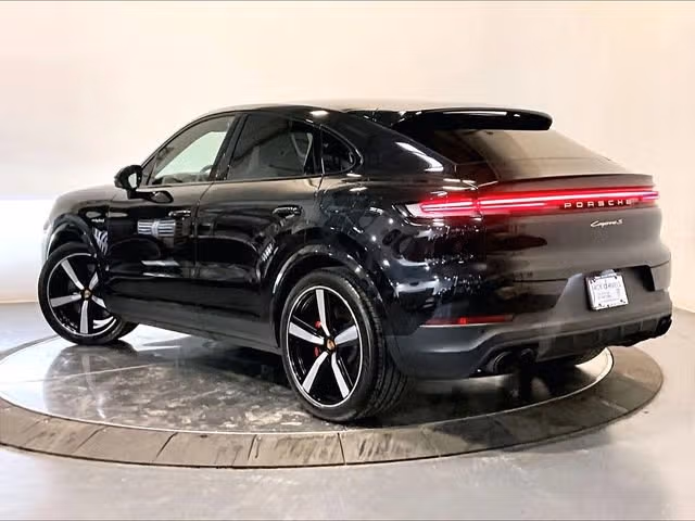 2025 Porsche Cayenne Coup S E-Hybrid - Photo 18