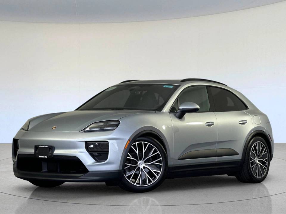 2025 Porsche Macan