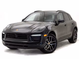 2025 Porsche Macan's photo