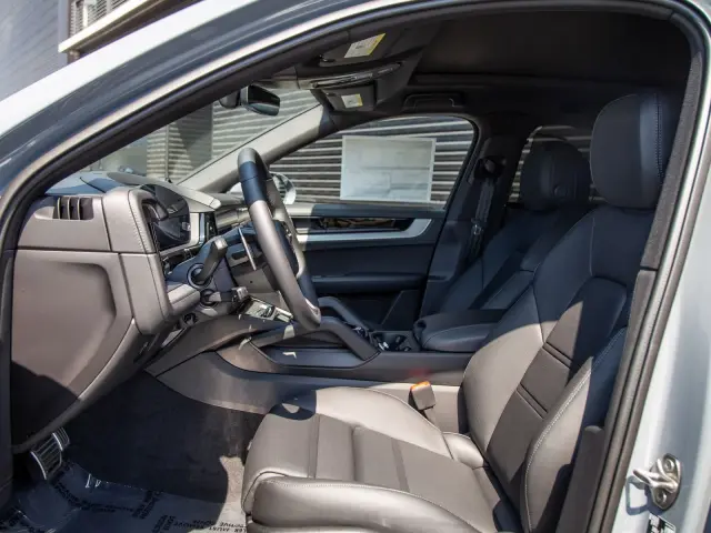 2026 Porsche Cayenne Coup S - Photo 38