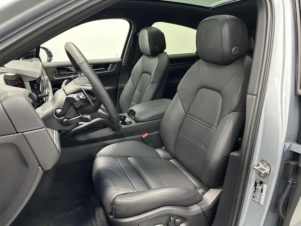 2026 Porsche Cayenne Coup Base - Photo 39