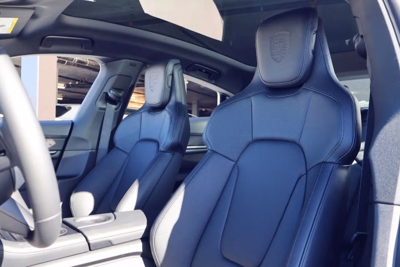 2026 Porsche Taycan Base - Photo 36