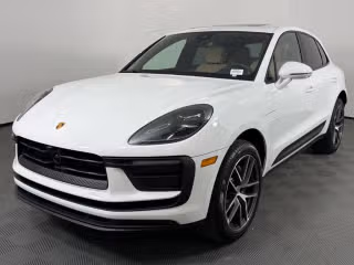 2026 Porsche Macan -'s photo