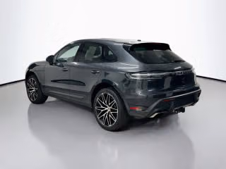 2025 Porsche Macan Base - Photo 17
