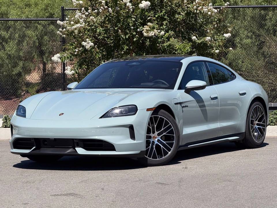 2026 Porsche Taycan