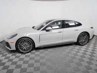 2026 Porsche Panamera Base - Photo 9