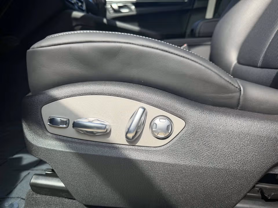 2026 Porsche Macan Base - Photo 35