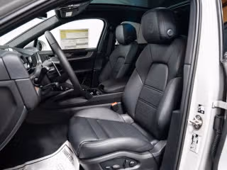 2026 Porsche Cayenne Coup E-Hybrid - Photo 33
