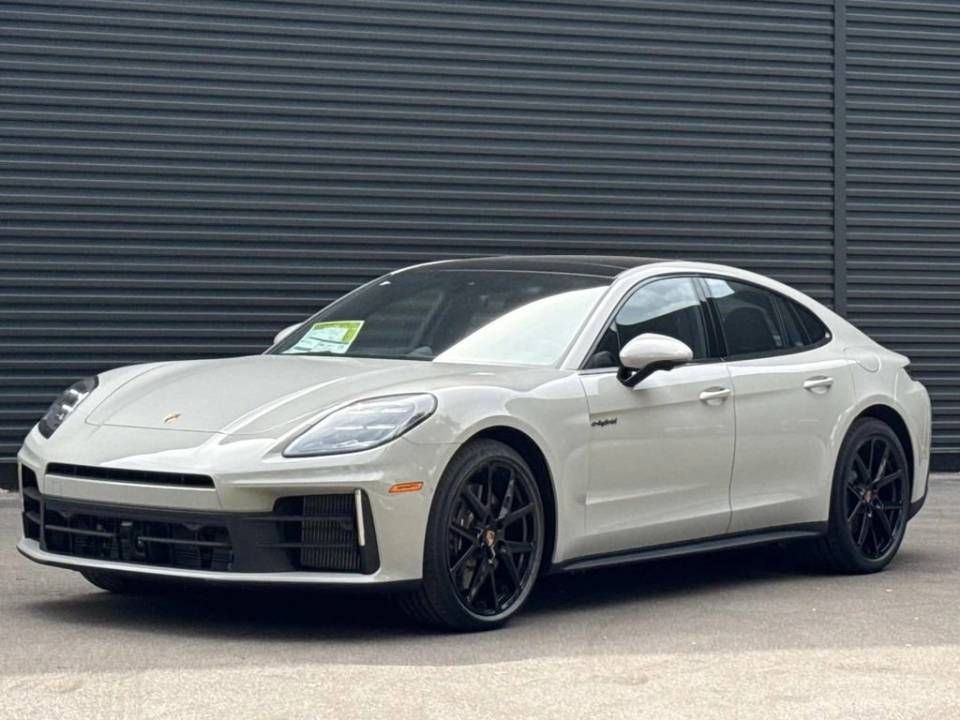 2025 Porsche Panamera