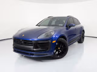 2025 Porsche Macan GTS's photo