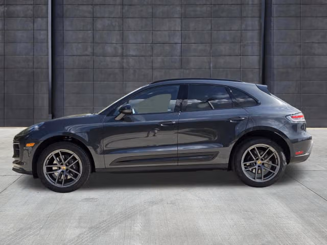 2026 Porsche Macan Base - Photo 10