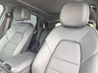 2025 Porsche Cayenne Base - Photo 37