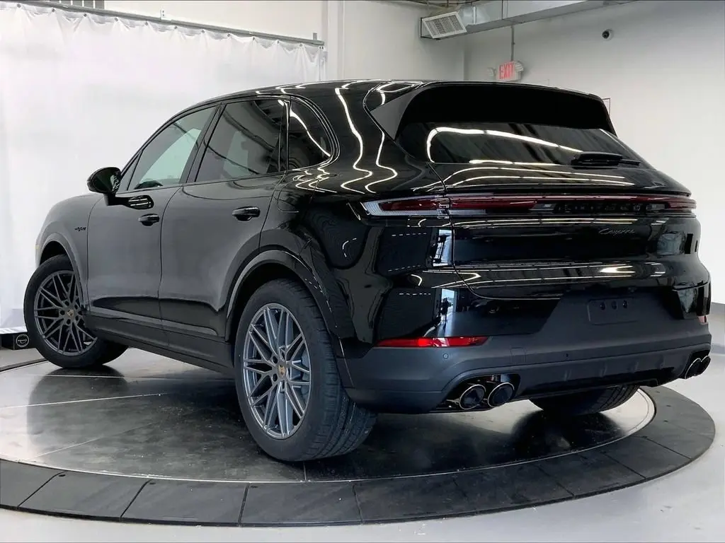 2026 Porsche Cayenne E-Hybrid - Photo 24