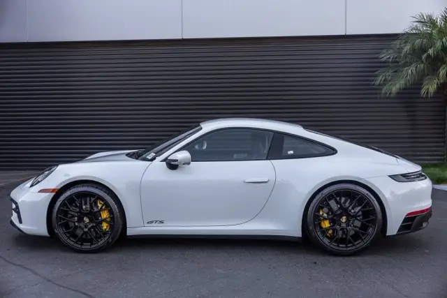 2024 Porsche 911 GTS - Photo 14
