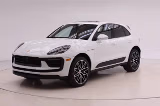 2026 Porsche Macan's photo