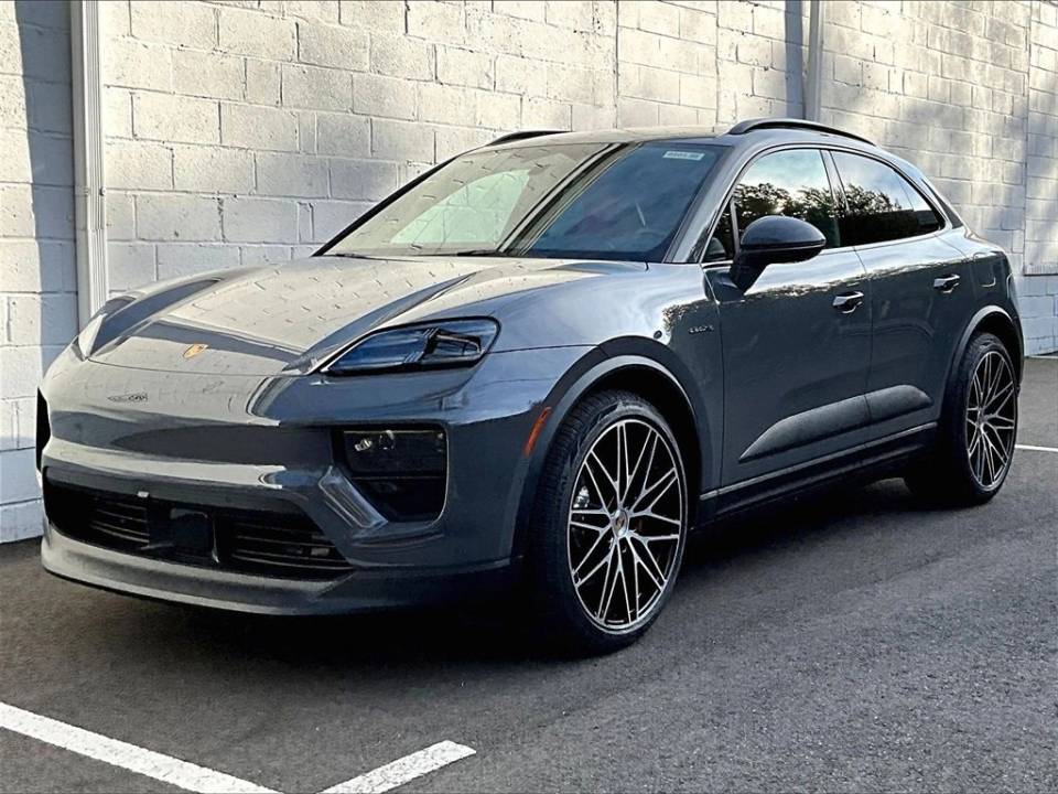 2025 Porsche Macan S