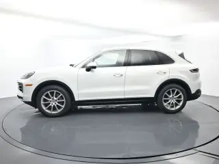 2024 Porsche Cayenne Base - Photo 13