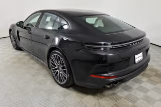 2026 Porsche Panamera 4 E-Hybrid - Photo 17