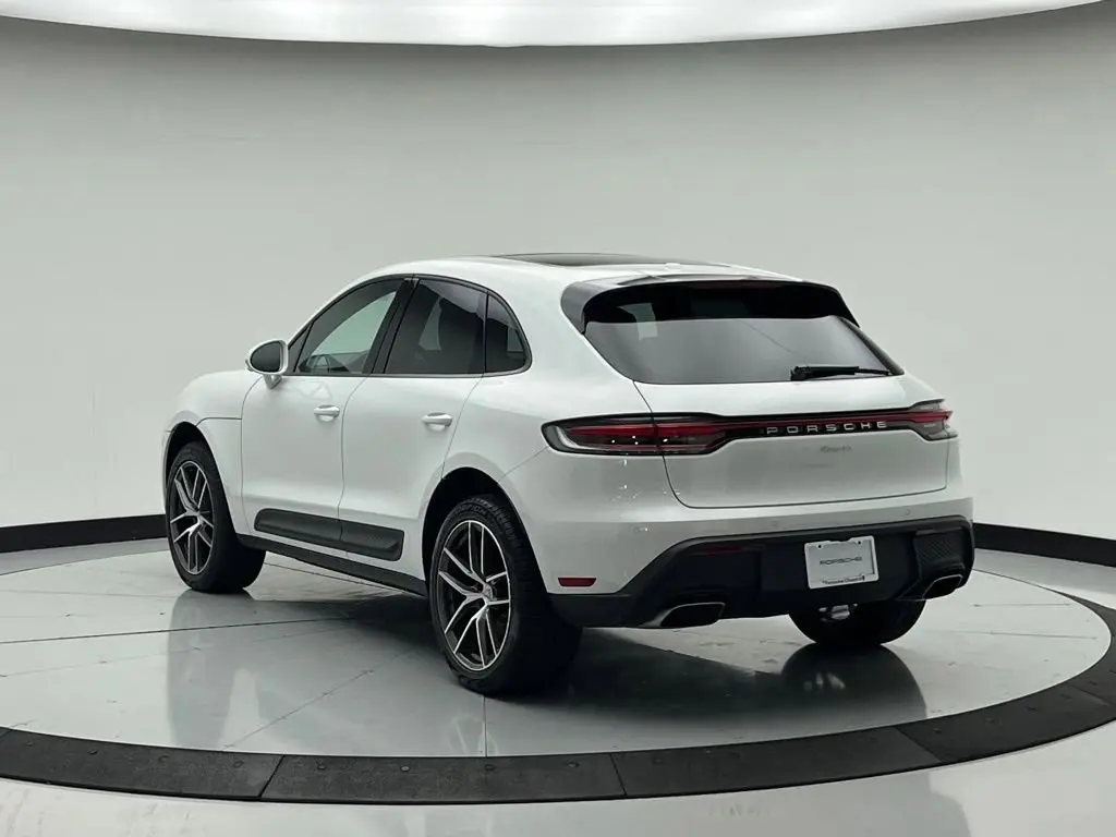2026 Porsche Macan Base - Photo 24