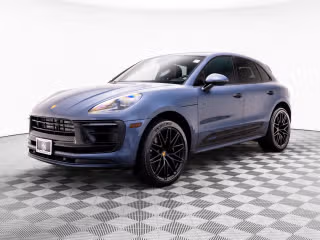 2022 Porsche Macan GTS's photo