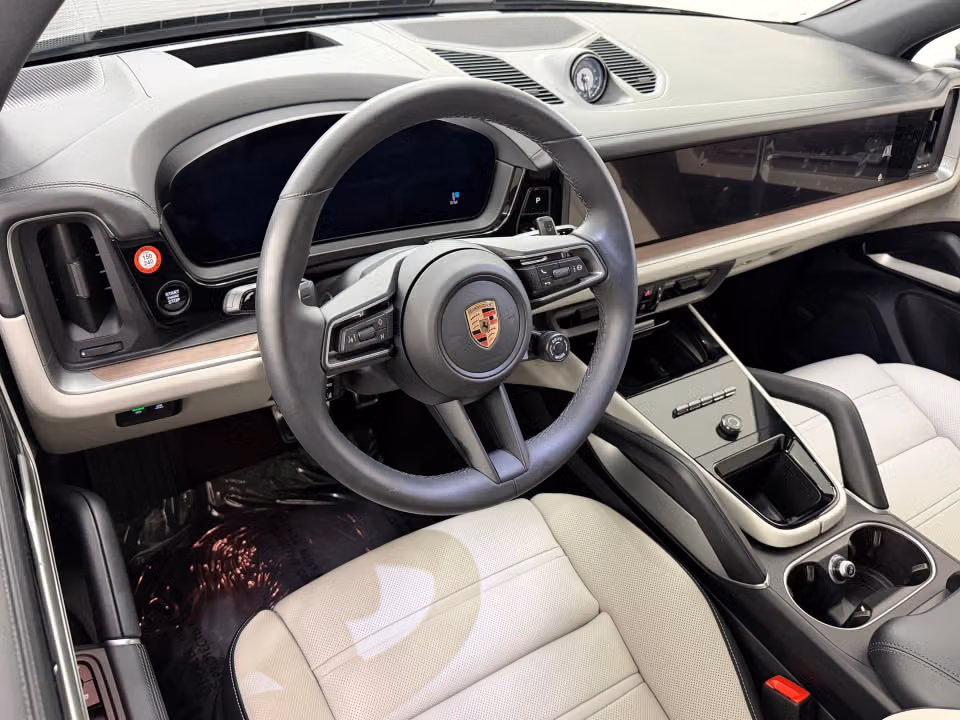 2026 Porsche Cayenne E-Hybrid - Photo 27