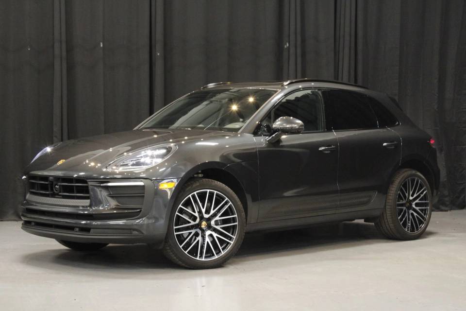 2026 Porsche Macan