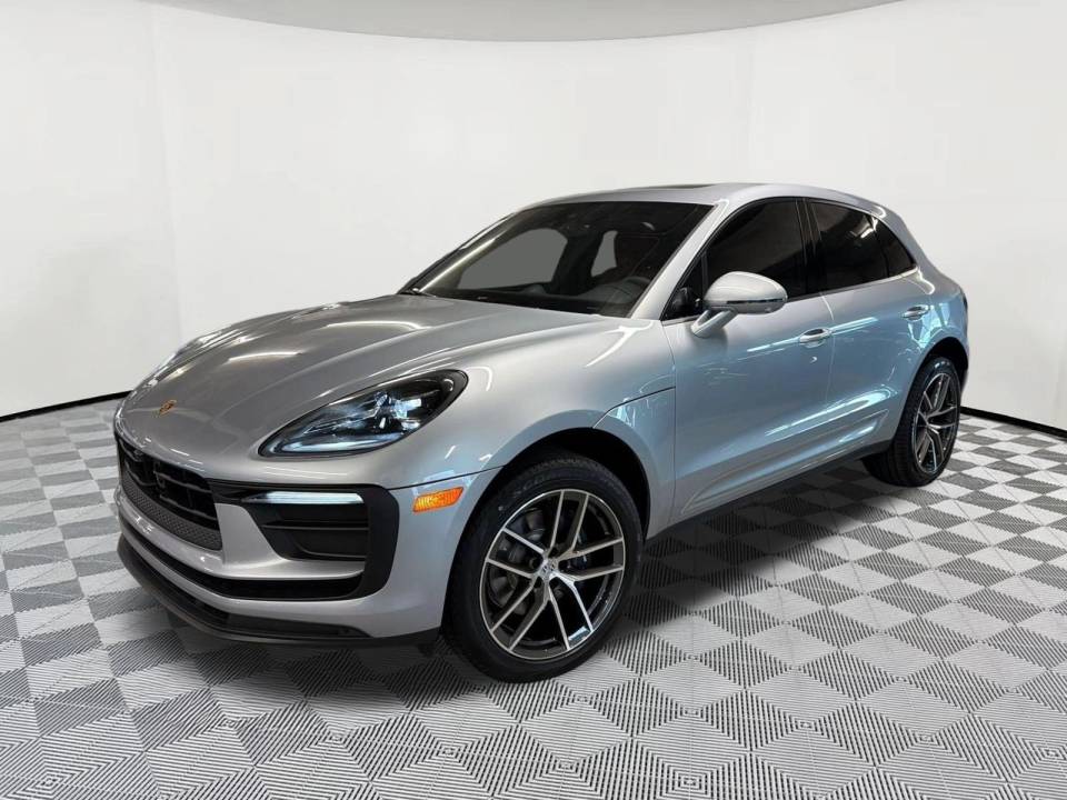 2026 Porsche Macan