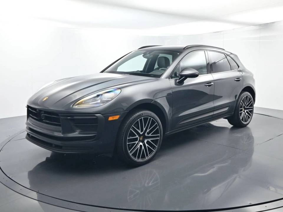 2026 Porsche Macan