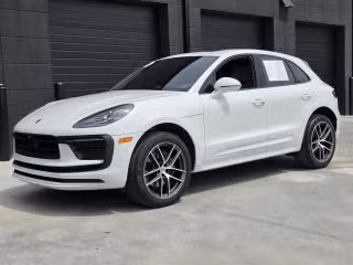 2025 Porsche Macan