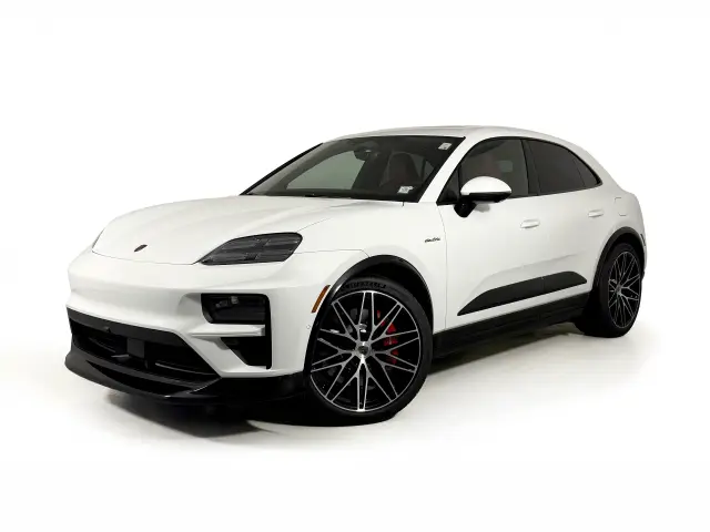 2025 Porsche Macan Turbo Electric - Photo 6