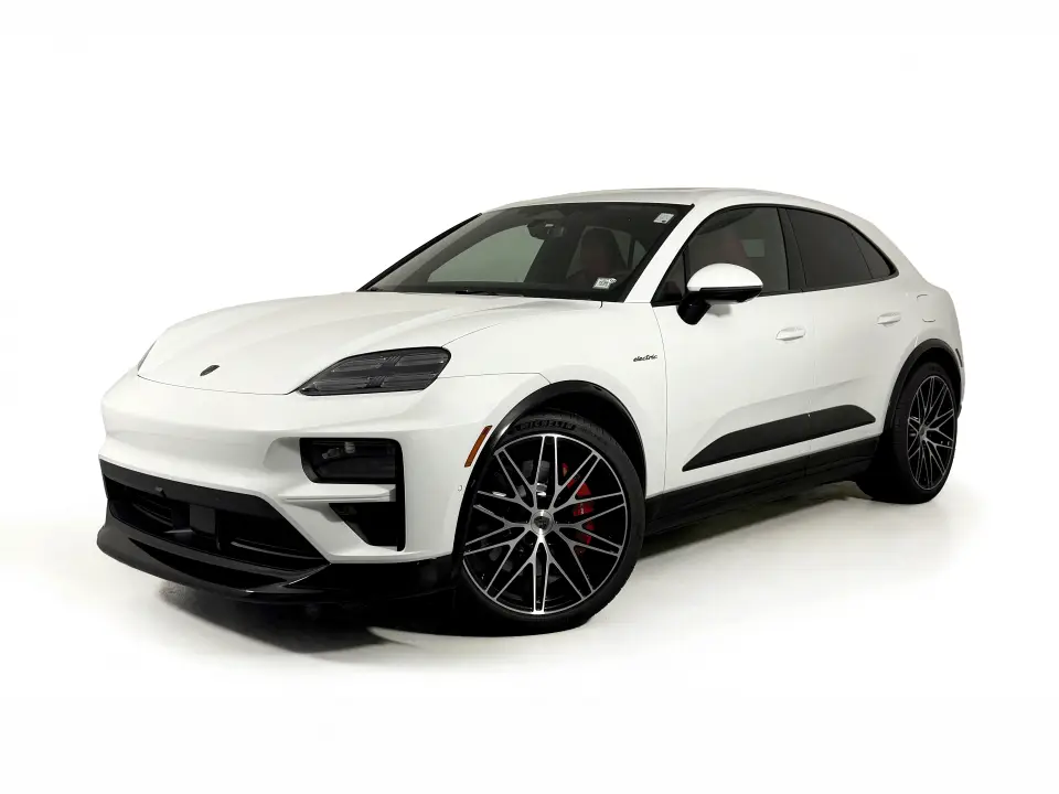 2025 Porsche Macan Turbo Electric - Photo 7