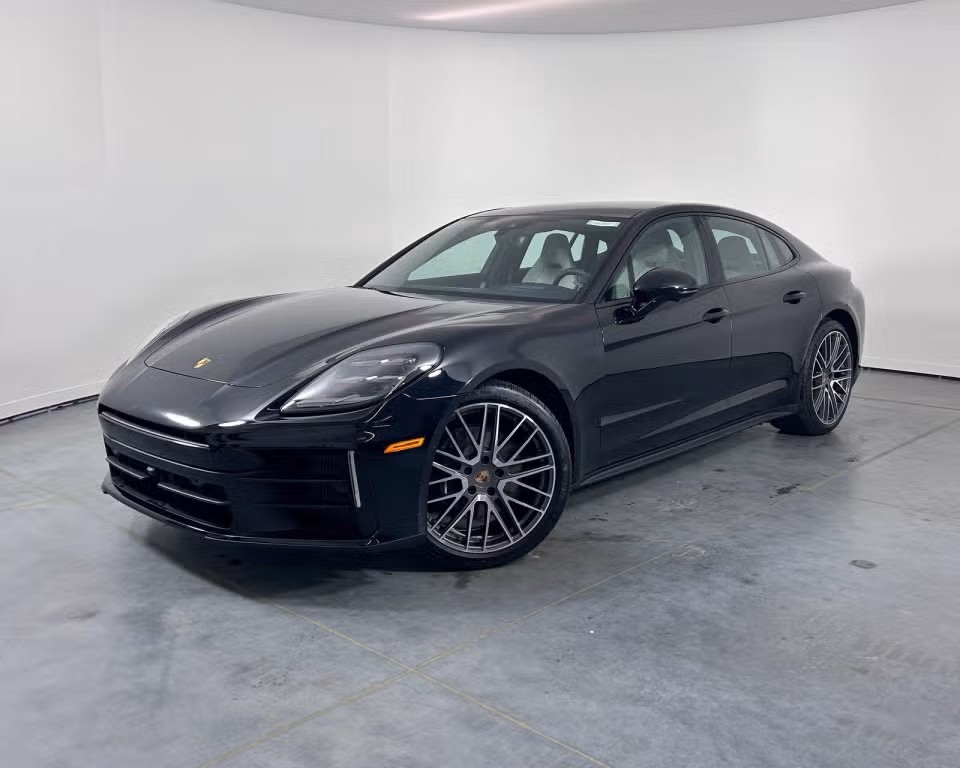 2026 Porsche Panamera Base