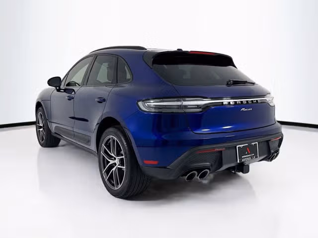 2026 Porsche Macan - Photo 18