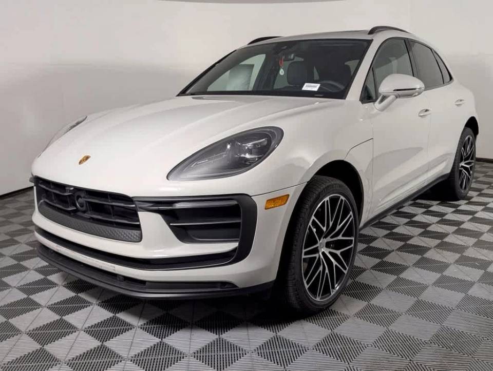 2026 Porsche Macan