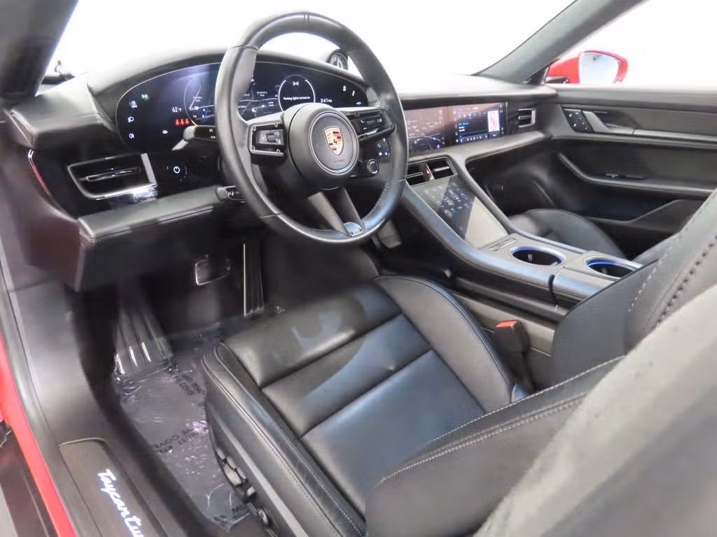 2023 Porsche Taycan Turbo S - Photo 28