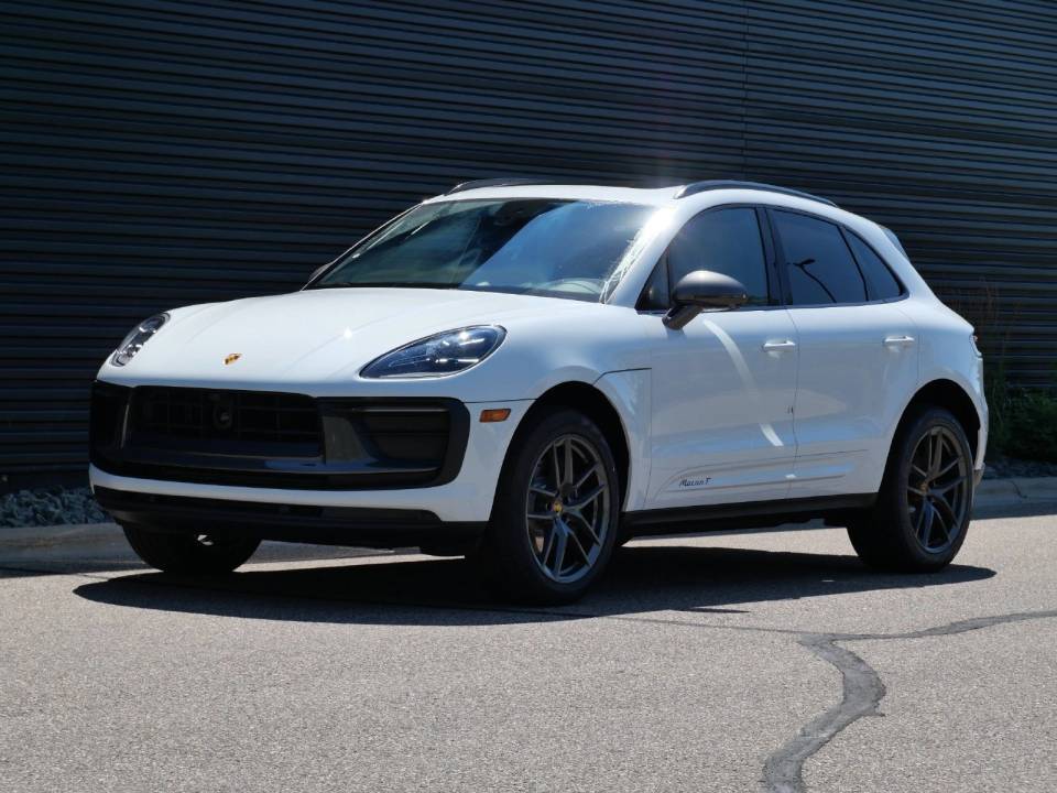 2026 Porsche Macan