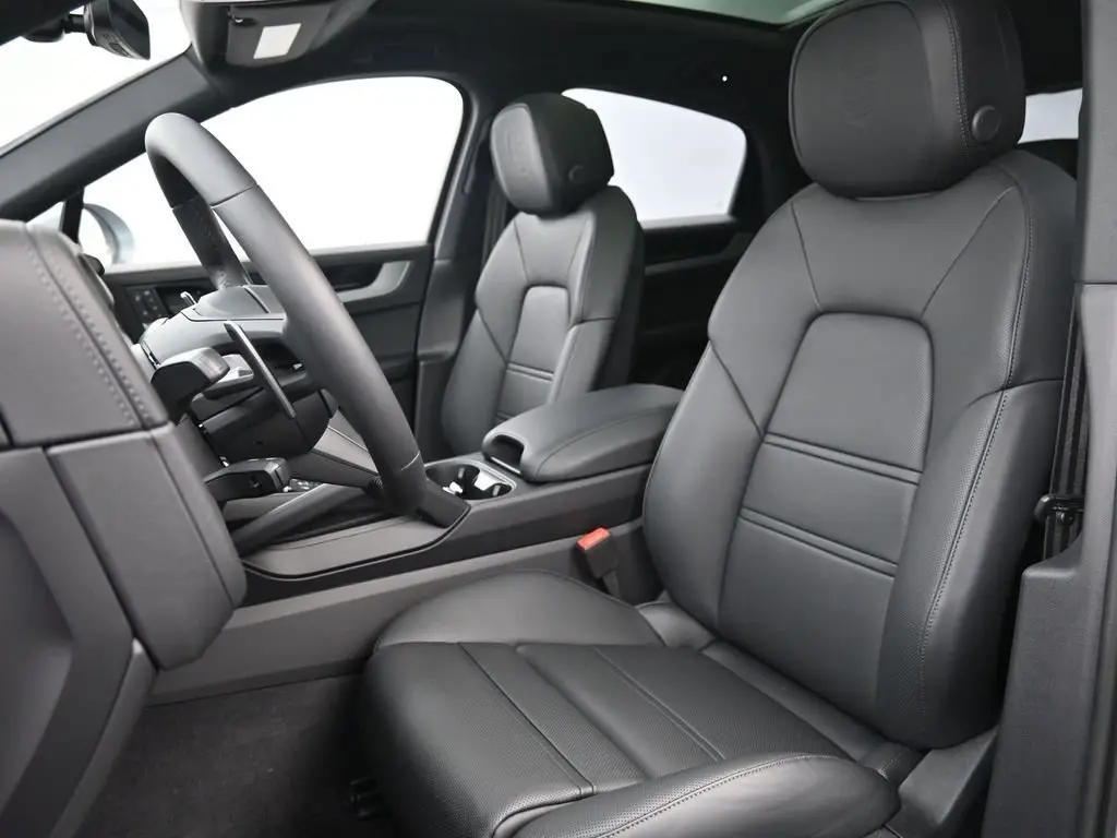 2026 Porsche Cayenne Coup S - Photo 40