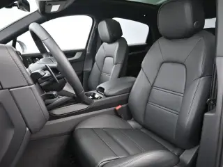 2026 Porsche Cayenne Coup S - Photo 37