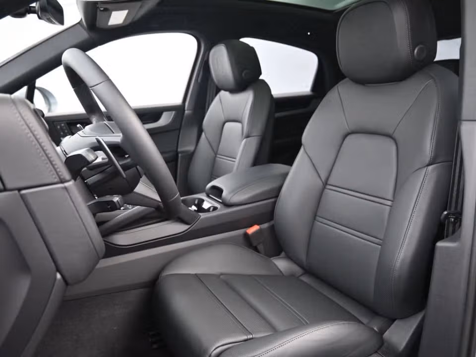 2026 Porsche Cayenne Coup S - Photo 35