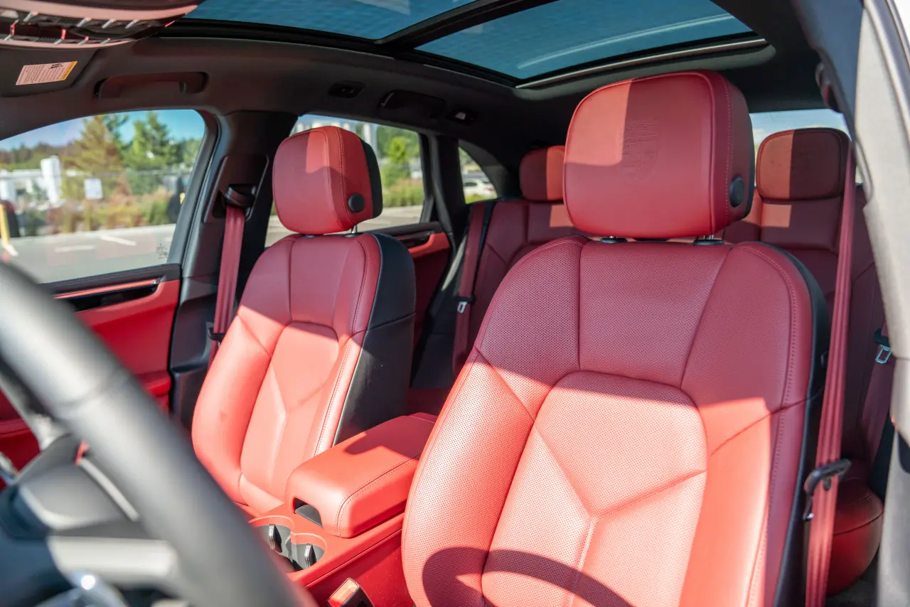 2026 Porsche Macan S - Photo 40