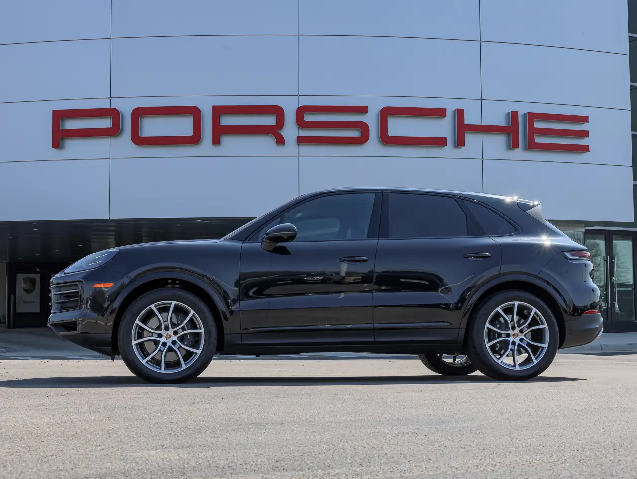 2026 Porsche Cayenne Base - Photo 16