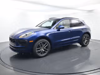 2024 Porsche Macan's photo