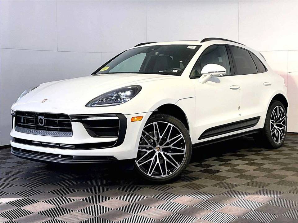 2026 Porsche Macan