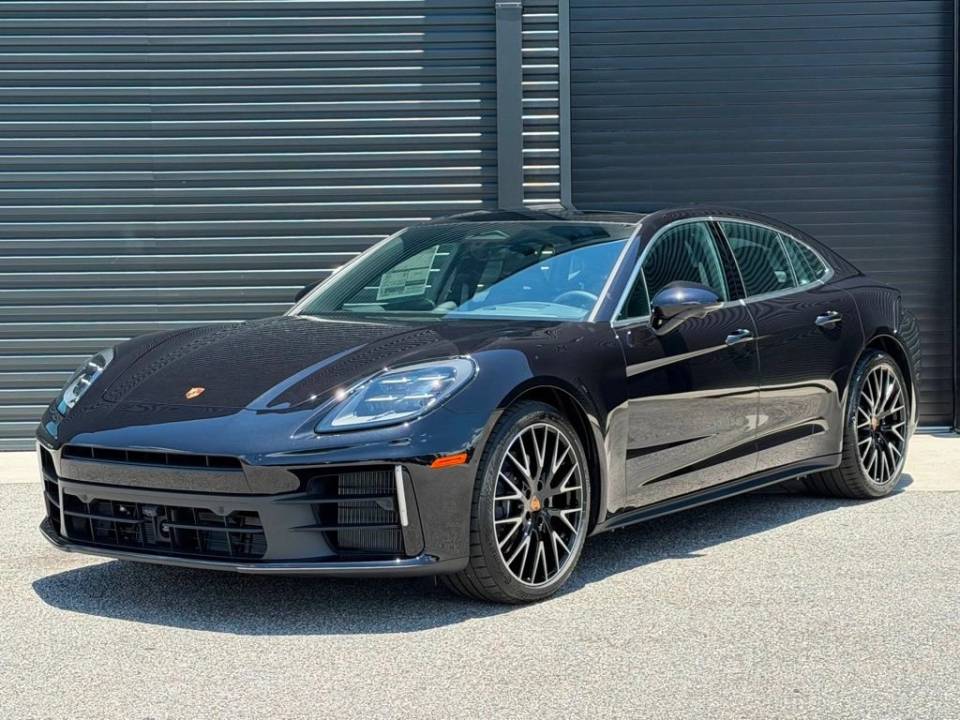 2026 Porsche Panamera