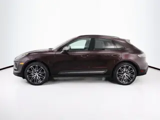 2025 Porsche Macan T - Photo 13