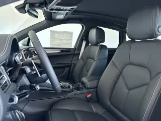 2026 Porsche Macan S - Photo 37