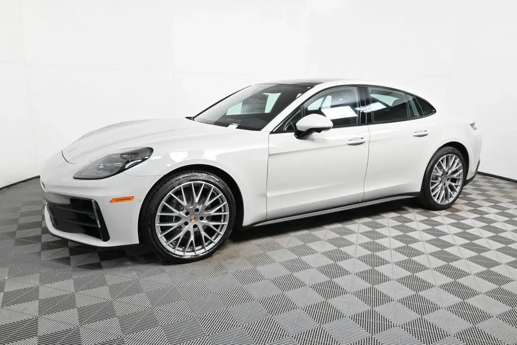 2026 Porsche Panamera Base - Photo 16