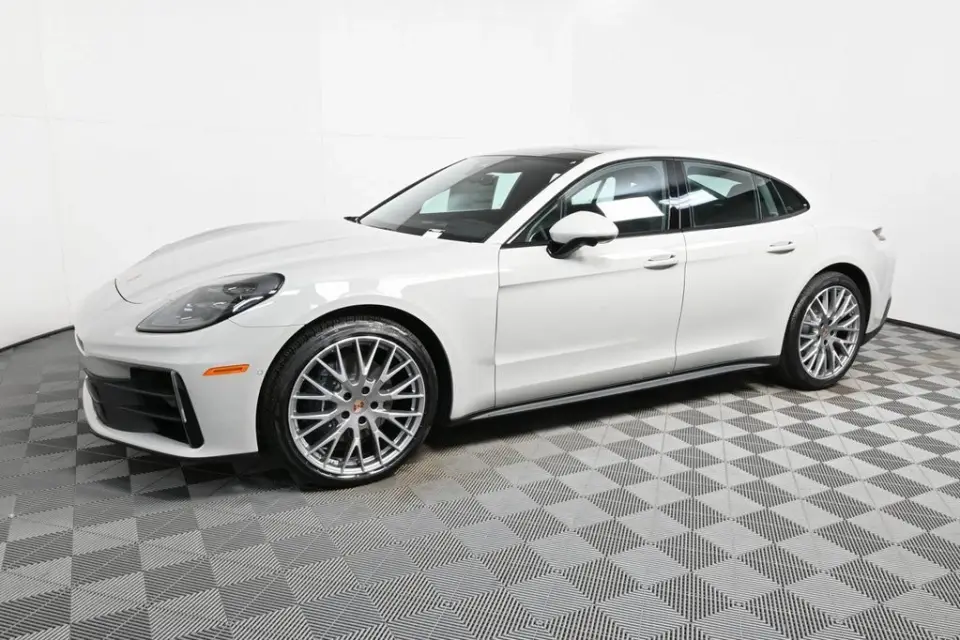 2026 Porsche Panamera Base - Photo 15
