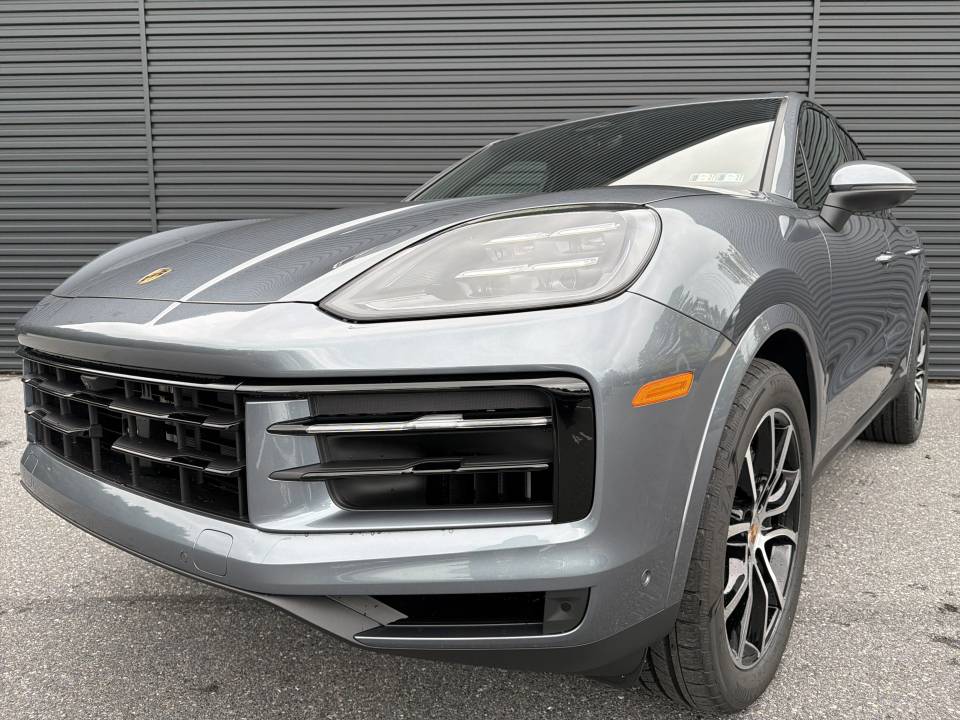 2026 Porsche Cayenne Base