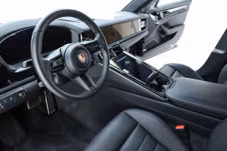 2026 Porsche Panamera Base - Photo 25